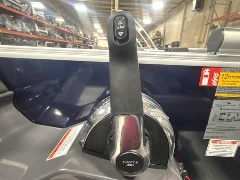 2026 Bennington 23SSR - SPS - HANDICAP ACCESSIBLE!!! US-ETWC6775K526 [photo 13]